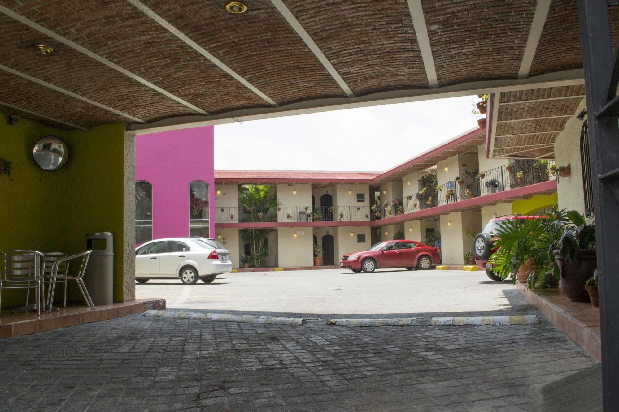 Hotel Villa Del Sol Expo Guadalajara Exterior foto